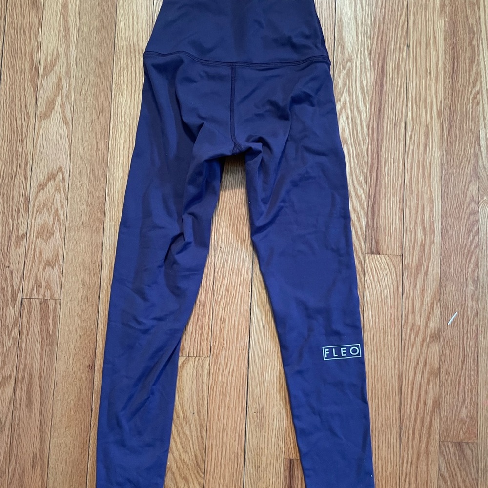 Fleo El Toro 21” purple leggings